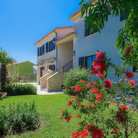 Muki-3 By Interhome Μεντουλίν