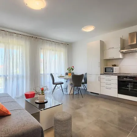 Apartment Muki-3 By Interhome